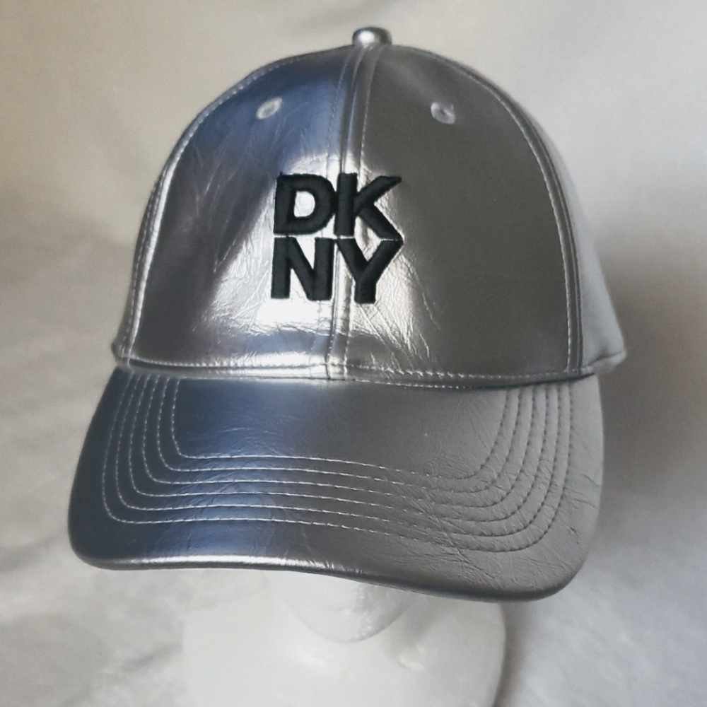 DKNYโ Silver Baseball Cap